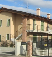 ALLOGGI IN COLOGNA VENETA